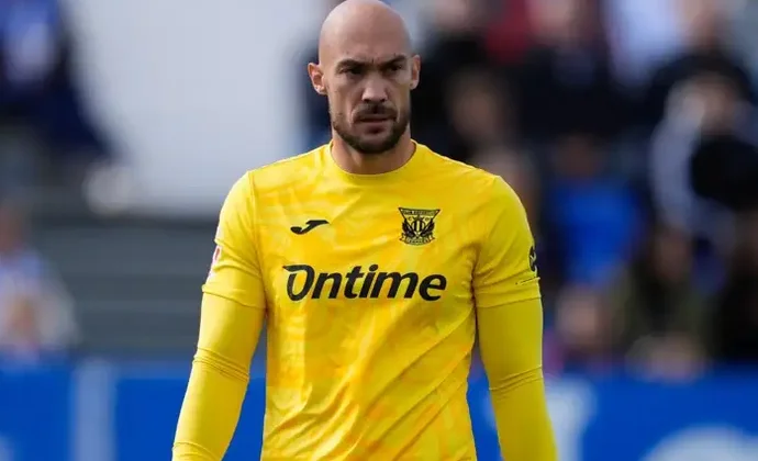 El Espanyol presenta una oferta de contrato a Marko Dmitrovic