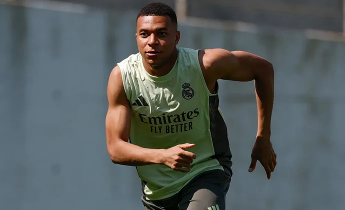 Parte médico oficial de Mbappé, hospitalizado por una fuerte gastroenteritis