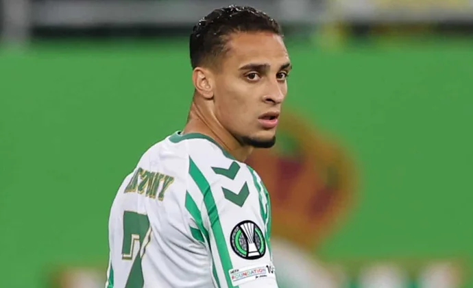 El Man United rechaza la oferta del Betis y Antony se ofrece a bajarse el sueldo