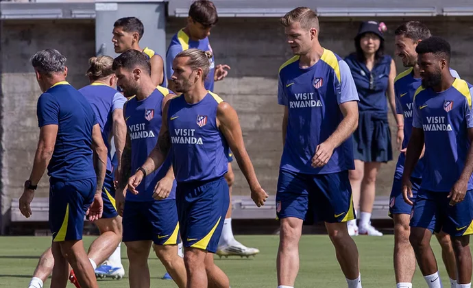 Giménez se pierde la última sesión y será baja contra el Botafogo