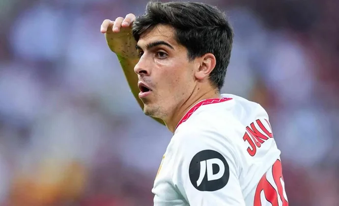 El Sevilla se prepara para una nueva ofensiva del Napoli por Juanlu