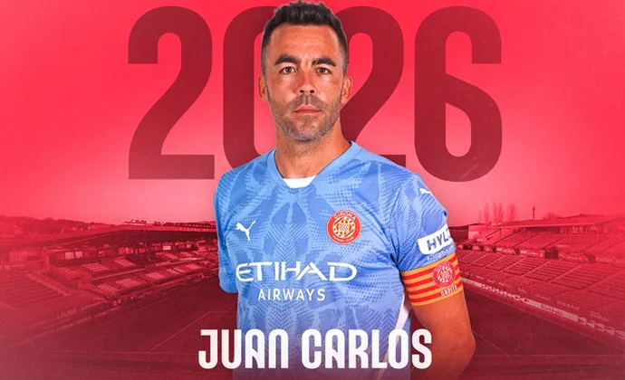 Juan Carlos, que acababa contrato, renueva con el Girona hasta 2026