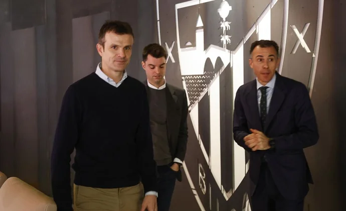 Uriarte se reúne con Tebas para saber si de verdad el Barcelona puede fichar a Nico Williams