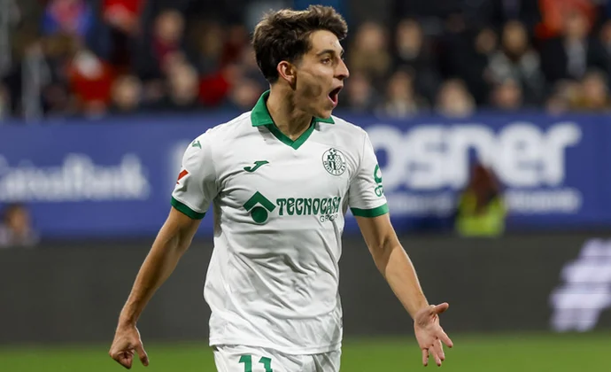 Villarreal y Espanyol negocian por Ramón Terrats