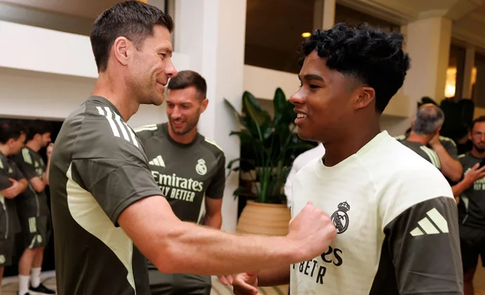 El Real Madrid comunica la llegada de Endrick a la concentración en Miami