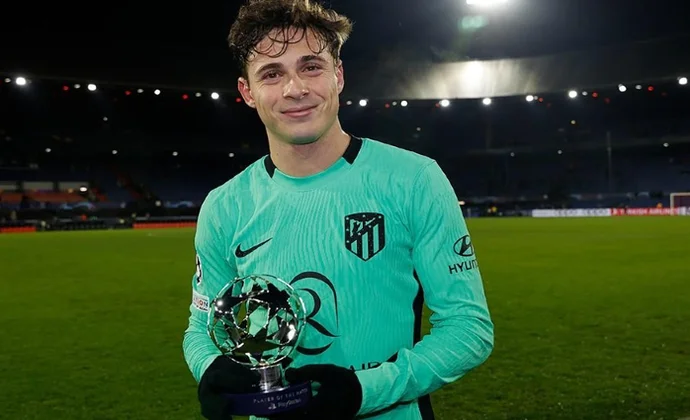 El Betis cierra los detalles de Riquelme: contrato hasta 2030