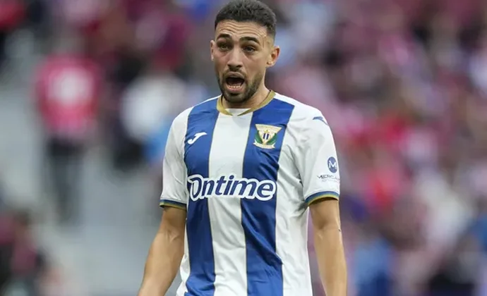 El Alavés vuelve a por Munir, ahora como agente libre