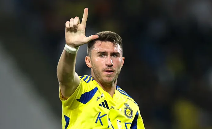 El Athletic contacta con Laporte y le traslada su intención de ficharle