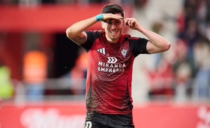 Alberto Reina, a un paso Del Real Oviedo tras alcanzar un principio de acuerdo