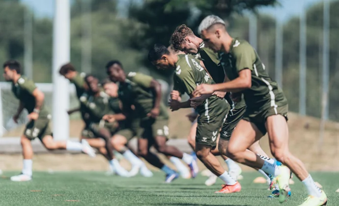 El Celta despide la primera semana de trabajo sin Rueda ni Mingueza