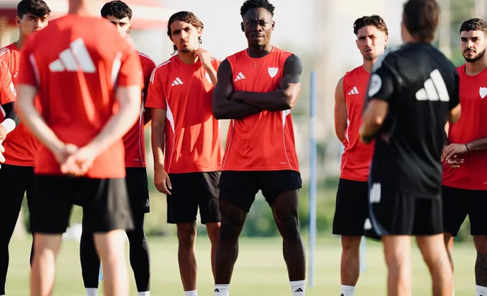 El Sevilla inicia la semana de trabajo sin Iheanacho  ni los internacionales