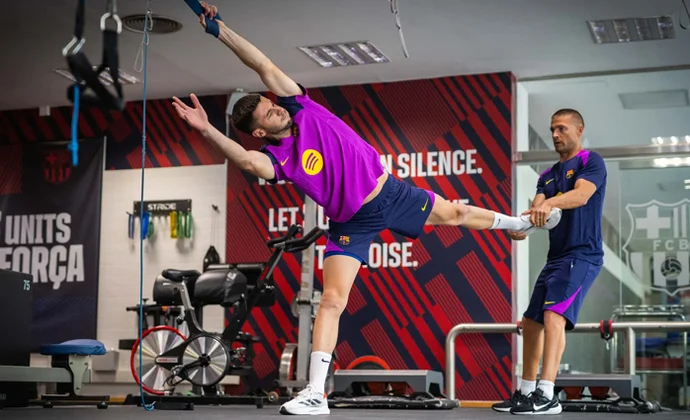 Joan García comienza a marcar territorio: acorta vacaciones y ya trabaja en la Ciutat Esportiva