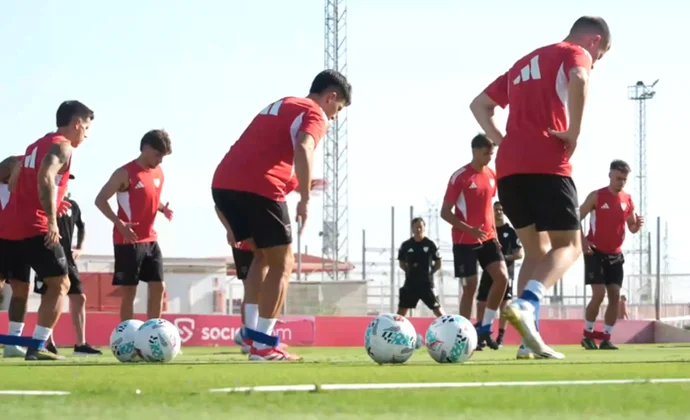 Joan Jordan se pierde la sesión vespertina y huele a primer descarte de Almeyda