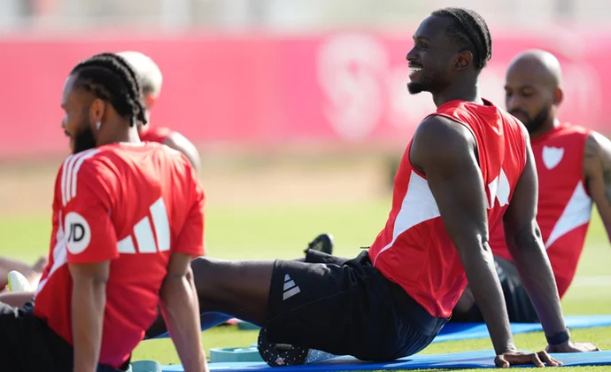 Iheanacho y Jordan tampoco aparecen en la sesión vespertina