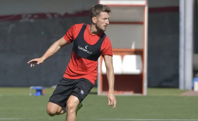 Balliu, Ratiu y Nteka se incorporan a los entrenamientos del Rayo