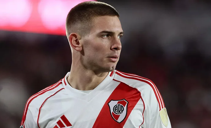 Mastantuono no se incorporará hasta el 14 de agosto, muy justo para la J1