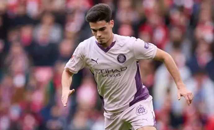 Miguel Gutiérrez pasa por quirófano y es duda para empezar el curso