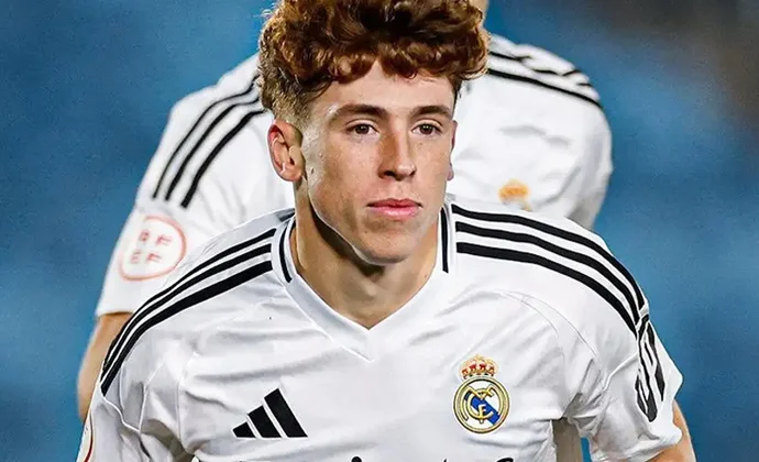 Osasuna cierra el fichaje en propiedad de Víctor Muñoz