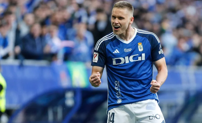 Paunović no cita a Alemao para la pretemporada y apunta a un futuro lejos de Oviedo