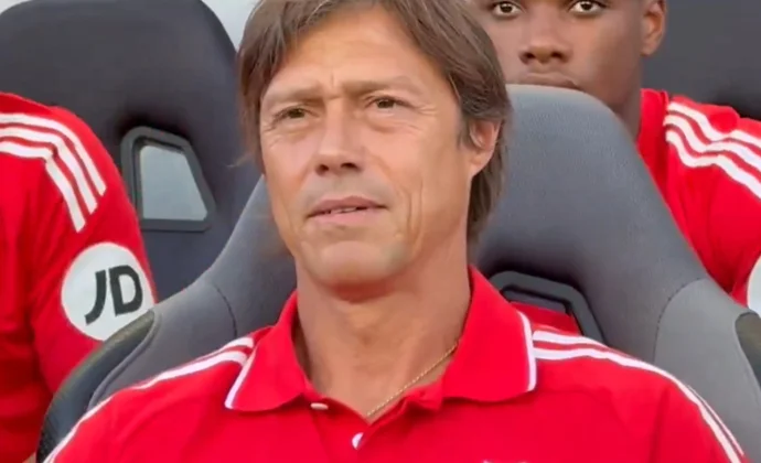 Almeyda recupera la figura de 'diez' en un 4-2-3-1 para el primer amistoso