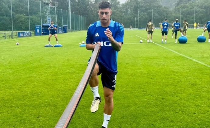 Álvaro Lemos continúa su recuperación tras una grave lesión en la rodilla