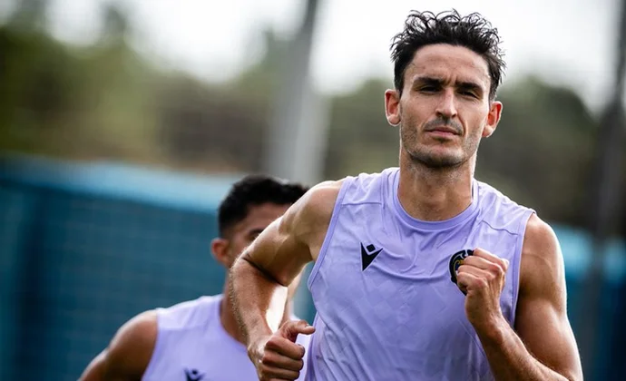 El Levante completa otro entrenamiento con la única baja de Carlos Álvarez