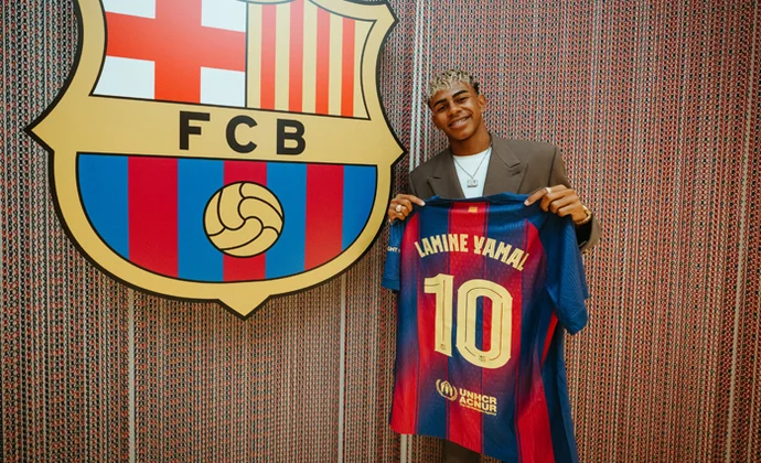 El Barcelona anuncia la renovación de Lamine Yamal, el nuevo '10'