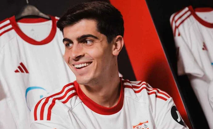 Sevilla y Napoli cerrarán este fin de semana el traspaso de Juanlu