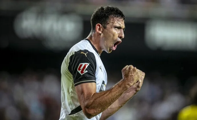 Tàrrega rechaza la primera oferta de renovación del Valencia