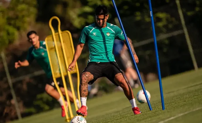 Varios jugadores del Betis no participaron en ninguno de los dos amistosos ante Feirense y Leiria