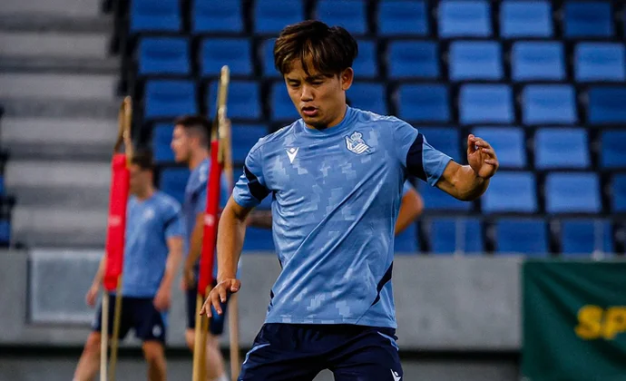 La Real Sociedad se ejercita en Japón con la gran novedad de Kubo