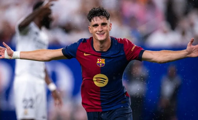 El Barcelona rechaza una primera oferta del Valencia por Pau Víctor