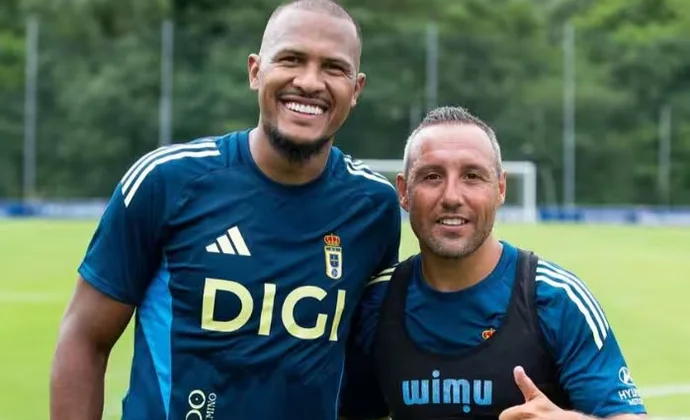 El Real Oviedo recupera a Cazorla en plena preparación del amistoso ante el Getafe