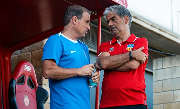 Arrasate se ve obligado a improvisar en defensa ante la ausencia de efectivos