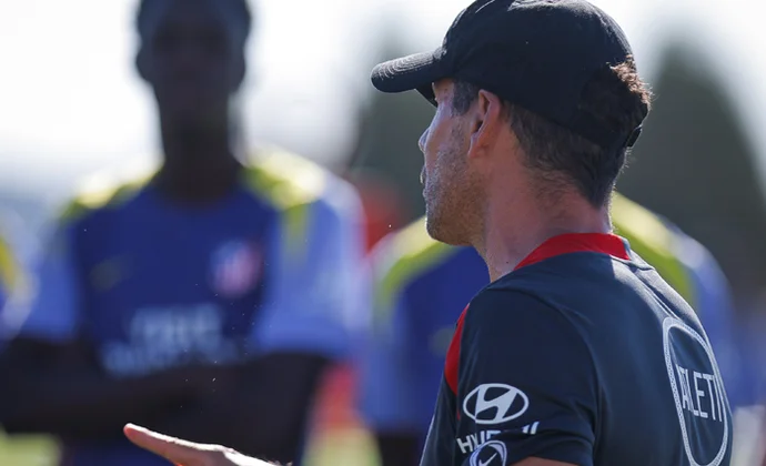 Simeone cambia de once ensayado y prueba con Sorloth, pero sin Almada