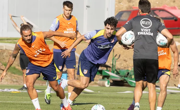 Cardoso y Pubill se incorporan y Simeone ya prueba con el estadounidense