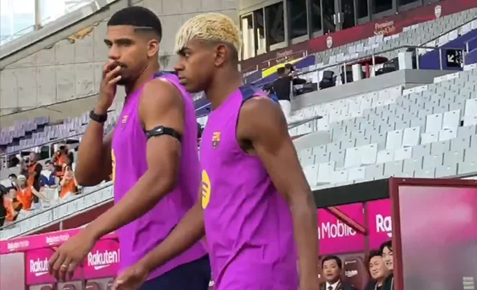 El Barcelona se ejercita en Kobe con los 30 desplazados