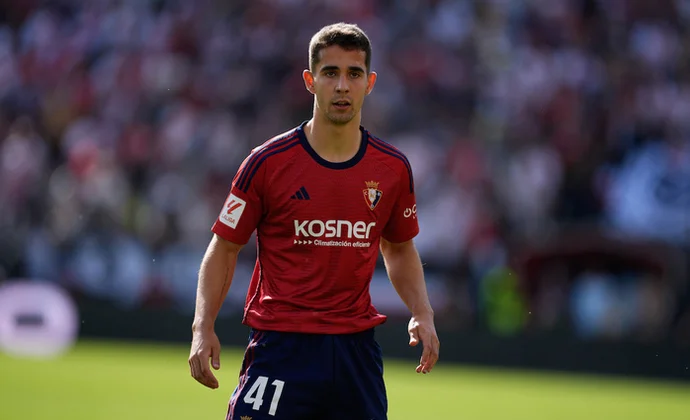 Osambela emerge como candidato a central del primer equipo