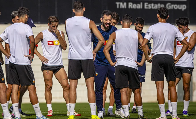 Canós, Cenk y Guillamón, apartados en la sesión del sábado