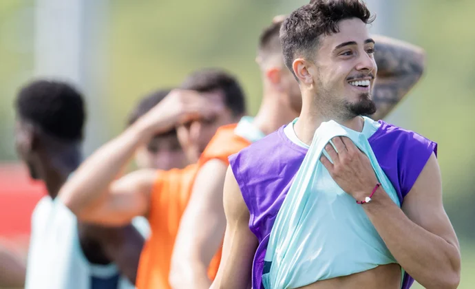 Lunes de gestión de cargas en Lezama, con Gorosabel y Sannadi mejorando