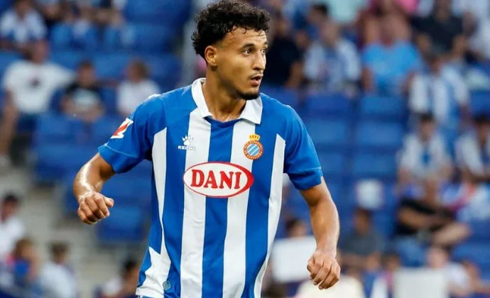 El Villarreal se interesa por El Hilali y el Espanyol marca límites con su cláusula