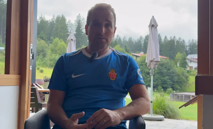 Arrasate habla de Bergström, Pablo Torre, Salhi, Maffeo, Larin, David López, Llabrés, Leo Román, Greif, Darder, Asano y Muriqi en una entrevista