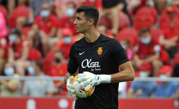 Ortells se endurece y rechaza la primera oferta del Lyon por Greif