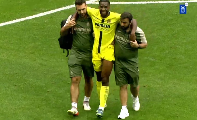 Willy Kambwala enciende las alarmas tras lesionarse en el triangular