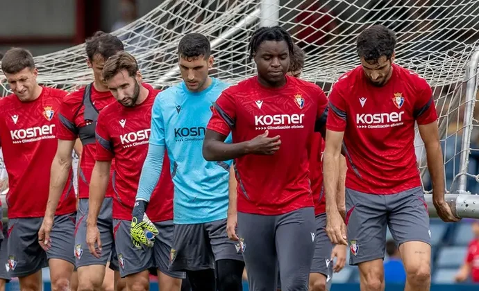 Rubén García vuelve al grupo, Juan Cruz sigue al margen y Benito está pendiente de pruebas