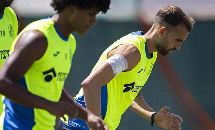 El Getafe avanza en la pretemporada pendiente del tratamiento de Juanmi