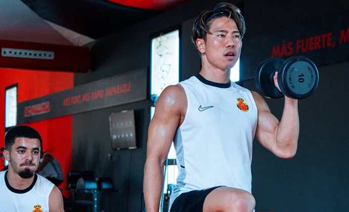 Sesión de gimnasio en Son Bibiloni pendientes de Raíllo