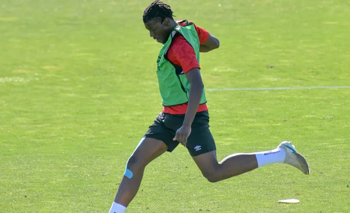 Nteka vuelve al grupo, mientras que Camello sigue con su recuperación