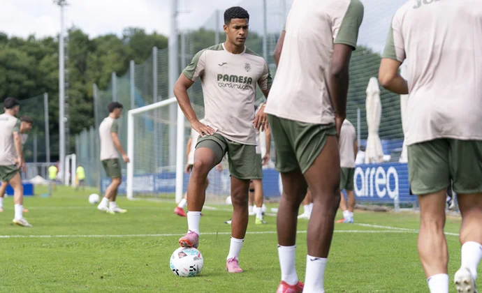 Sesión de recuperación con Mouriño y pendientes de Ayoze y Kambwala