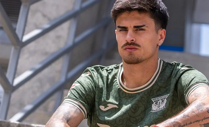 Juan Cruz insiste en salir, el Leganés se cierra en banda y el Alavés toma ventaja